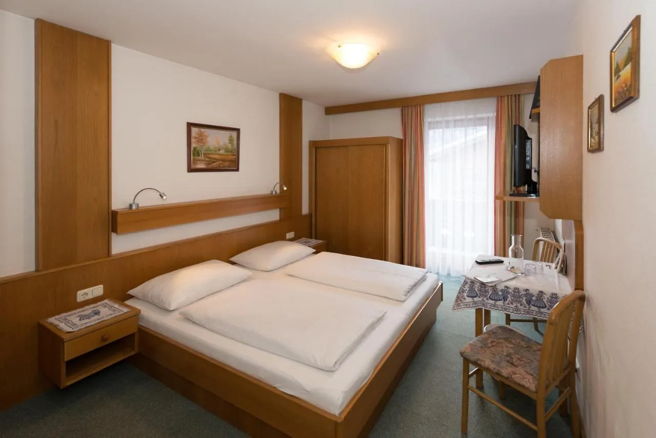 *** Bed & Breakfast Pension Schipflinger Saalbach-Hinterglemm Austria
