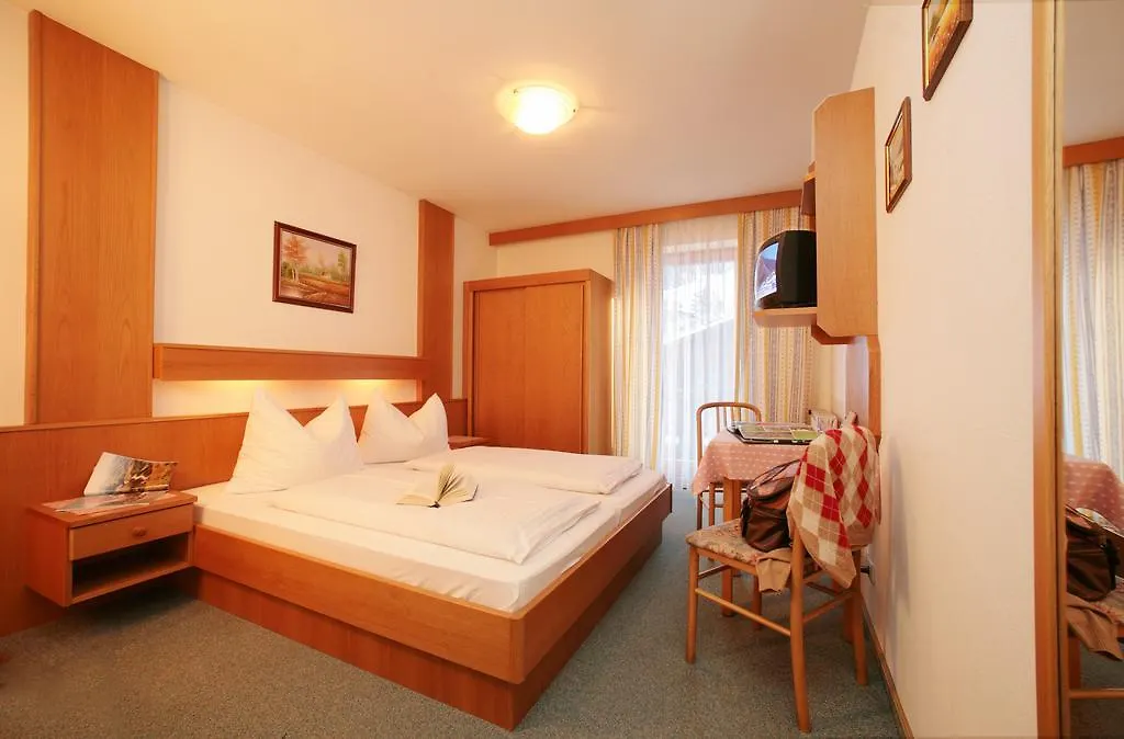 Pension Schipflinger Saalbach-Hinterglemm Bed & Breakfast